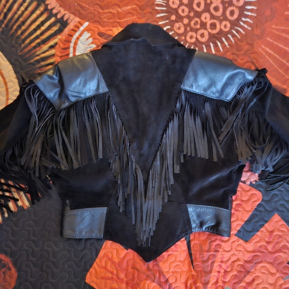 Black Fringe Leather Jacket - Picture 5 of 5